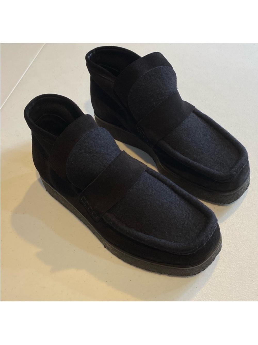 ACNE STUDIOS
Kingston Paneled Suede Felt Ankle Boots Wool Moccasin Size 9